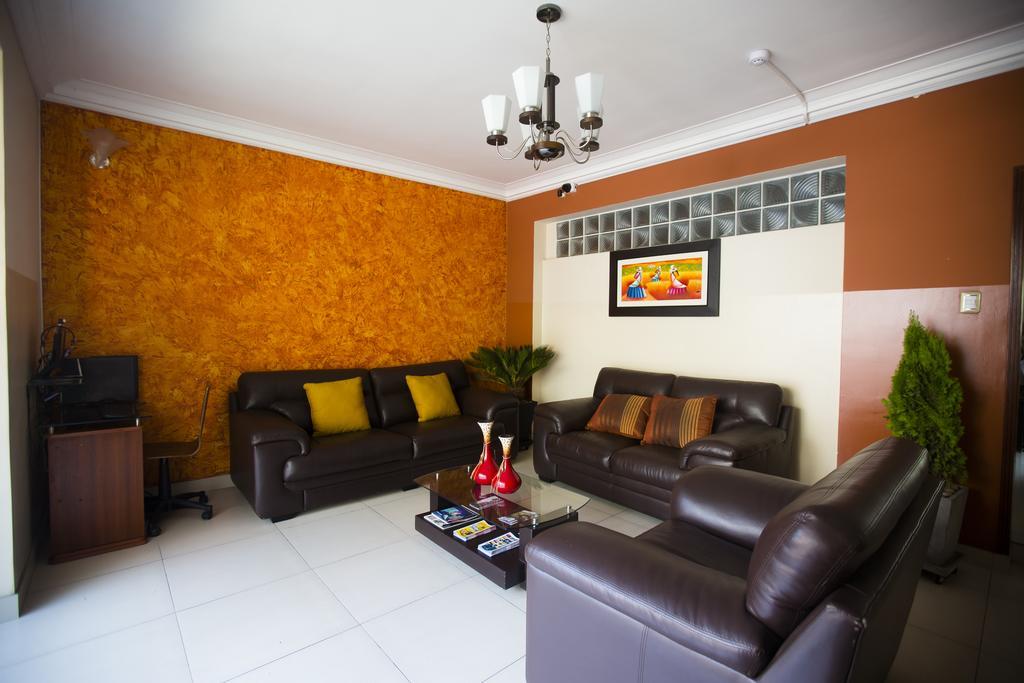 Hotel Tinkus Inn ลิมา ภายนอก รูปภาพ